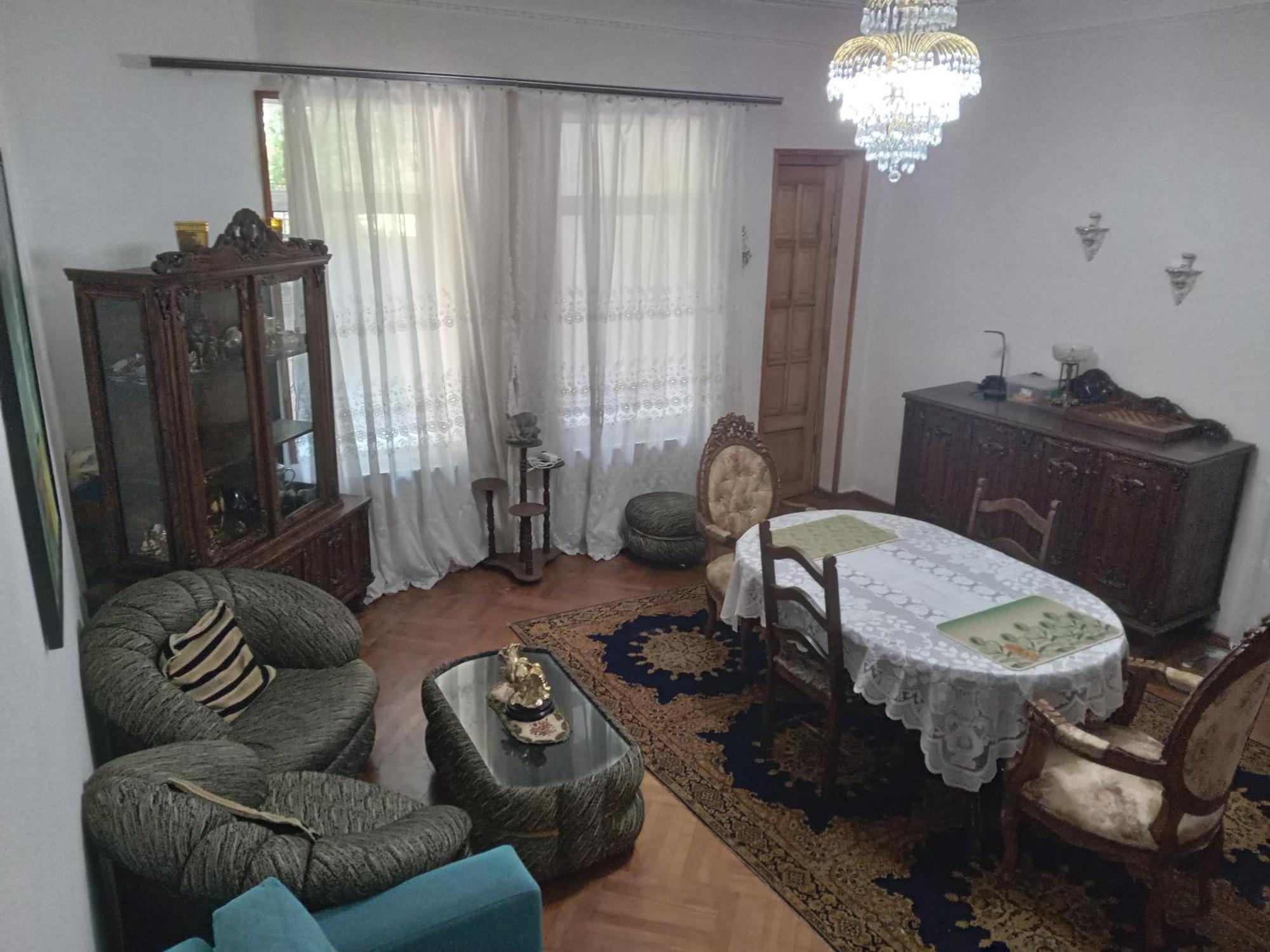 Tilda&Matilda Bed & Breakfast Kutaisi Ngoại thất bức ảnh