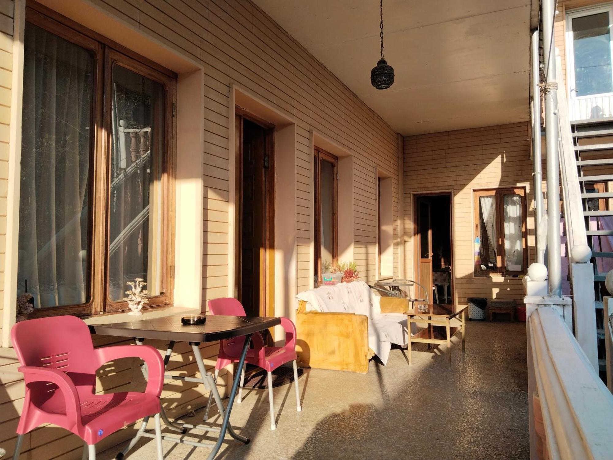 Tilda&Matilda Bed & Breakfast Kutaisi Ngoại thất bức ảnh